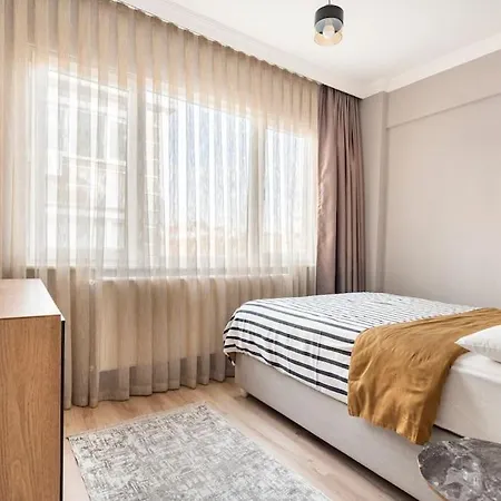 Pretty House In Historical District Apartment *