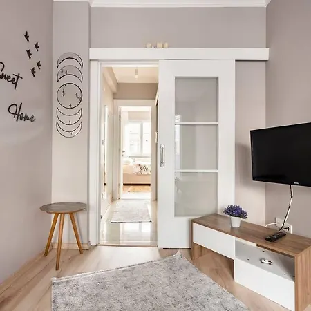 Apartman Pretty House In Historical District *